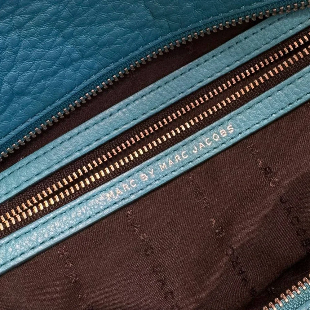 Marc by Marc Jacobs Aquamarine Bentley Winged Shoulder Bag Pebbled Leather - Picture 7 of 12
